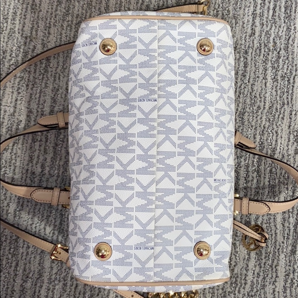 Michael Kors White and Tan Satchel - Picture 13 of 15